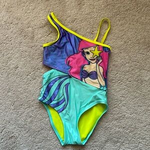 Disney’s the Little Mermaid swimsuit kids size 5/6